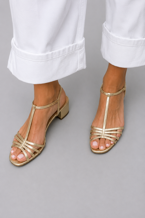 Ana&José™ | Sandalias Doradas Elegancia Cotidiana