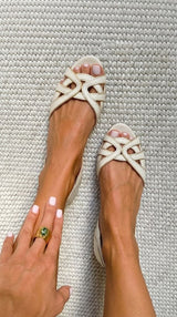 Ana&José™ | Sandalias Trenzadas Crema Elegante