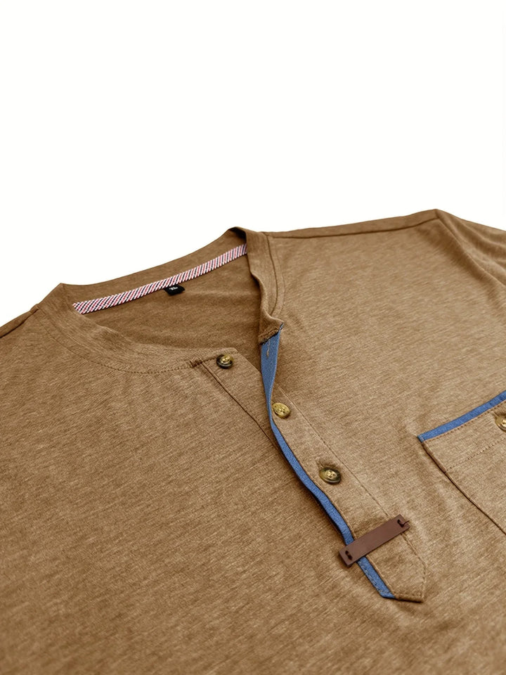 Saxon - Elegante Camiseta de Cuello Redondo con Bolsillo