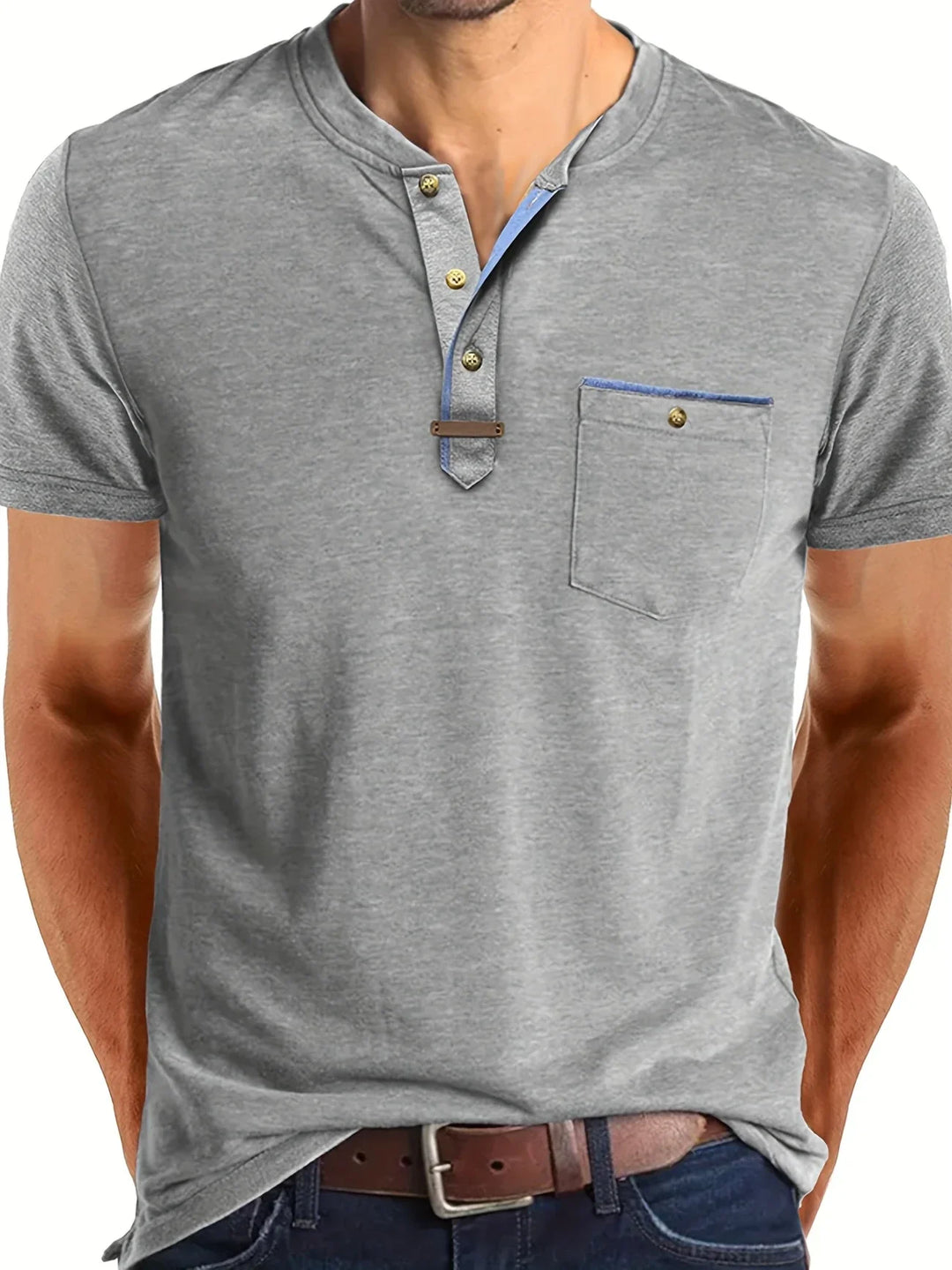 Saxon - Elegante Camiseta de Cuello Redondo con Bolsillo