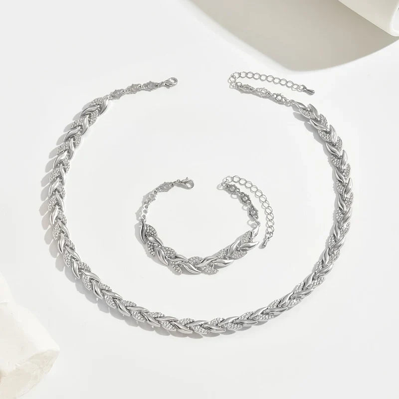 Carolina – Collar de cola de pez