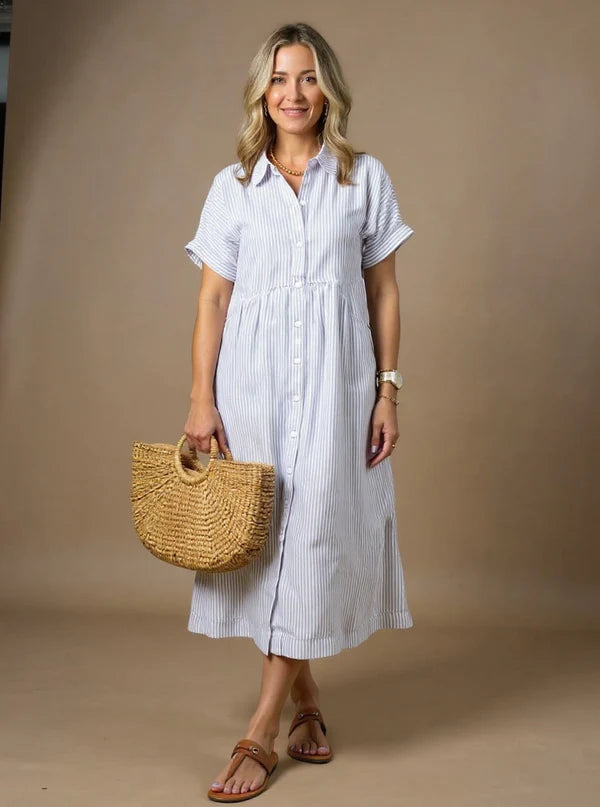 Sara™ – Vestido camisero de rayas con corte relajado y bolsillos laterales