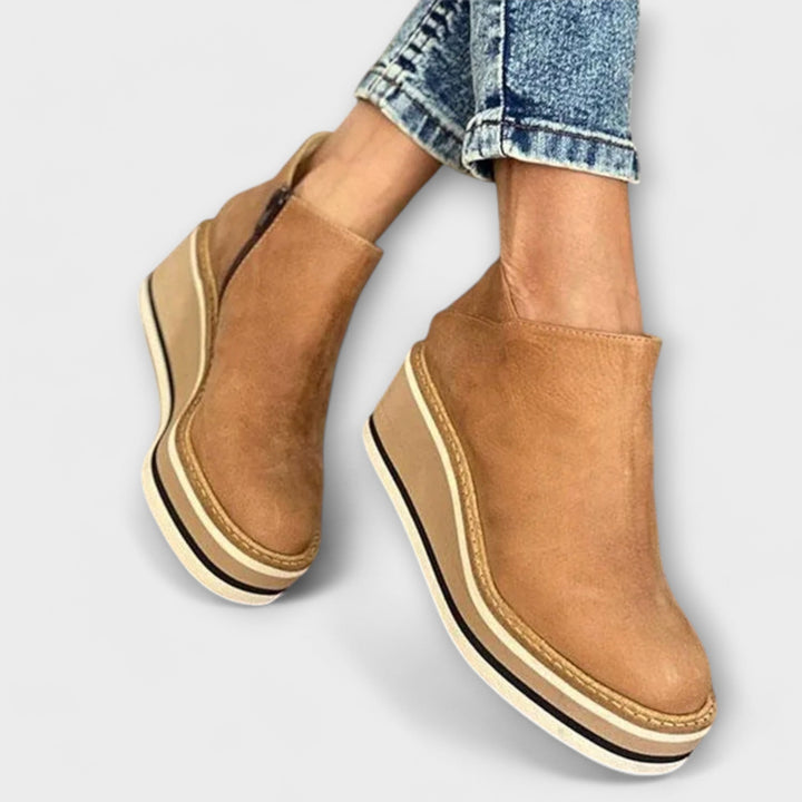 Catalina | Bota Elegante De Cuero Con Tacón Cómodo