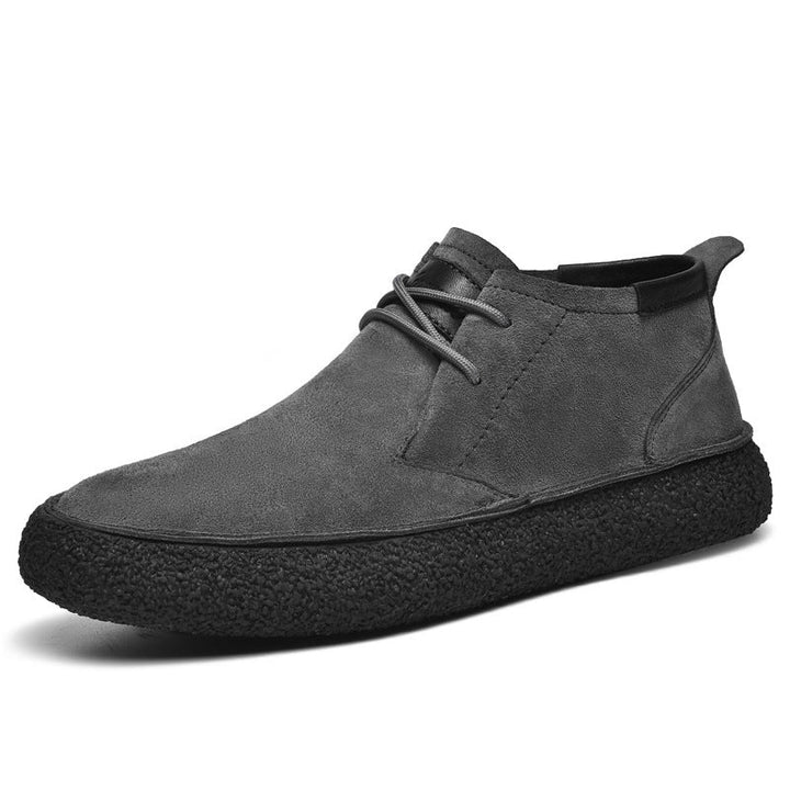 Mocasines de Hombre de Media Altura con Suela Texturizada y Cierre de Cordones