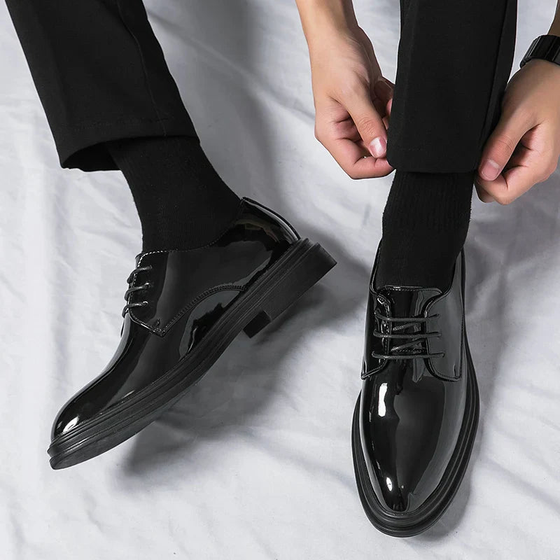 Zapatos de Vestir Derby de Charol Negros para Hombre – Calzado Formal Brillante